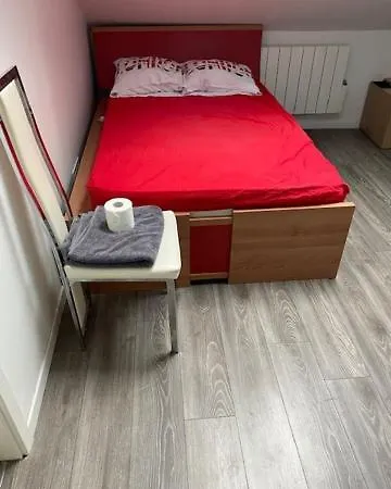 H1 - Chambre Quadruple - Tres Proche Du Luxembourg