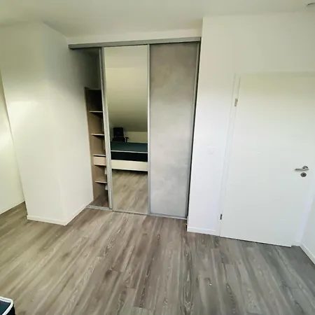 H1 - Chambre Quadruple - Tres Proche Du Luxembourg * Hayange